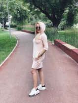 Sukienka dresowa Helen morela